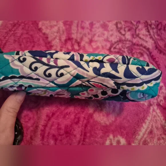 Vera Bradley Quilted Paisley Cosmetic Bag - Teal Purple Wakiki Patern - Picture 4 of 11